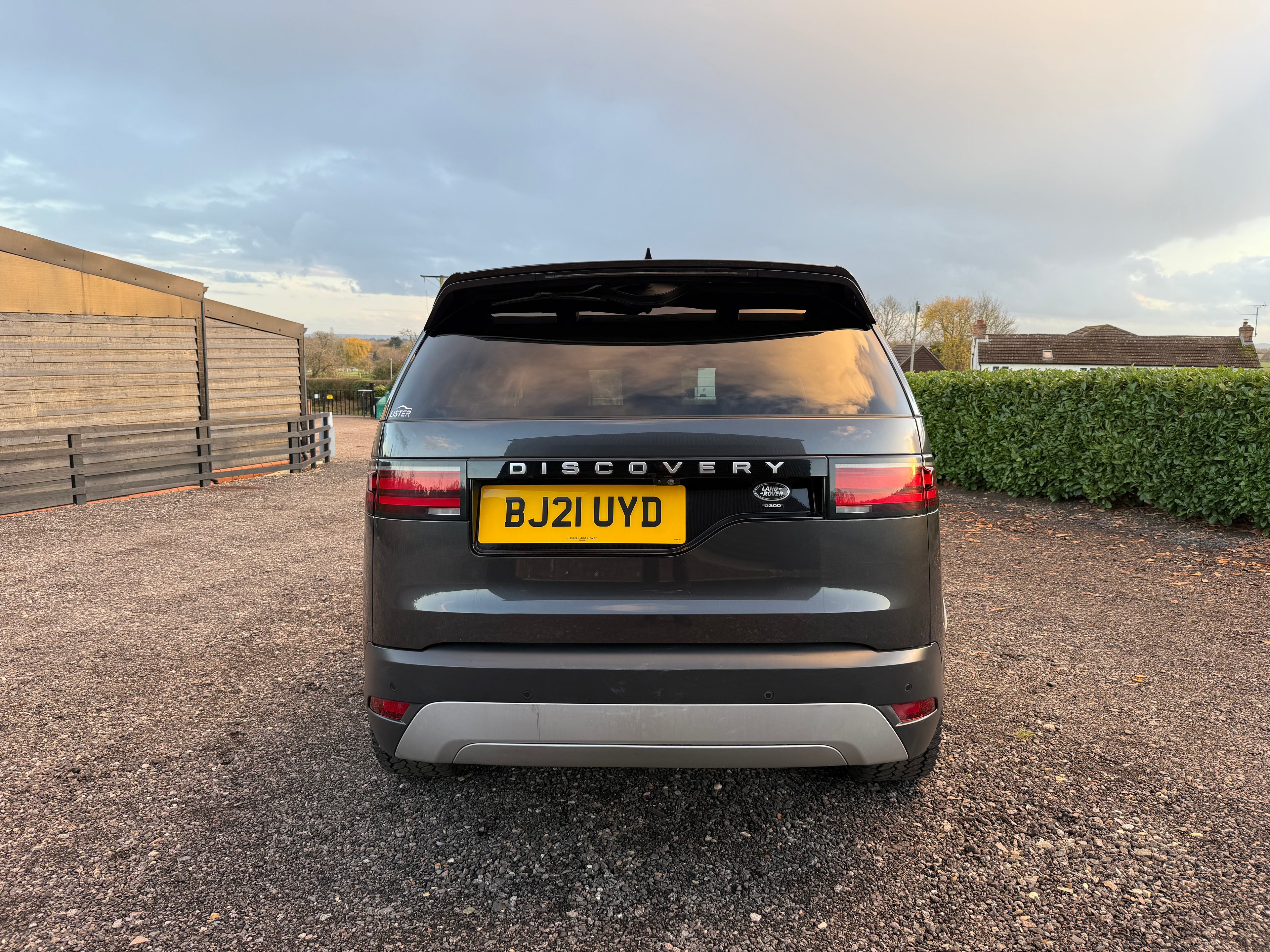 Land Rover Discovery - 3.0 D300 MHEV HSE SUV