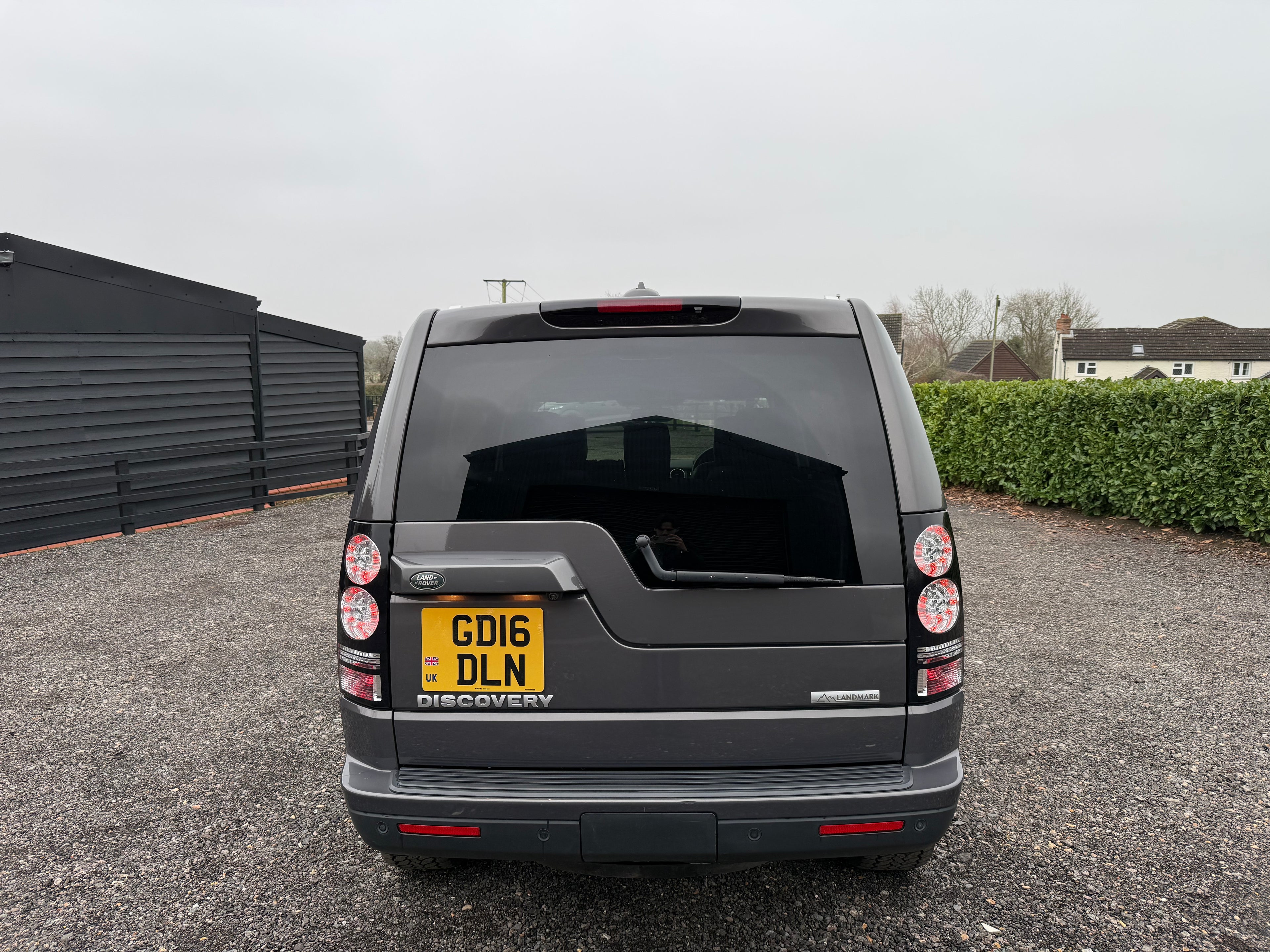 Land Rover Discovery 4 SUV 3.0 SD V6 Landmark - SOLD