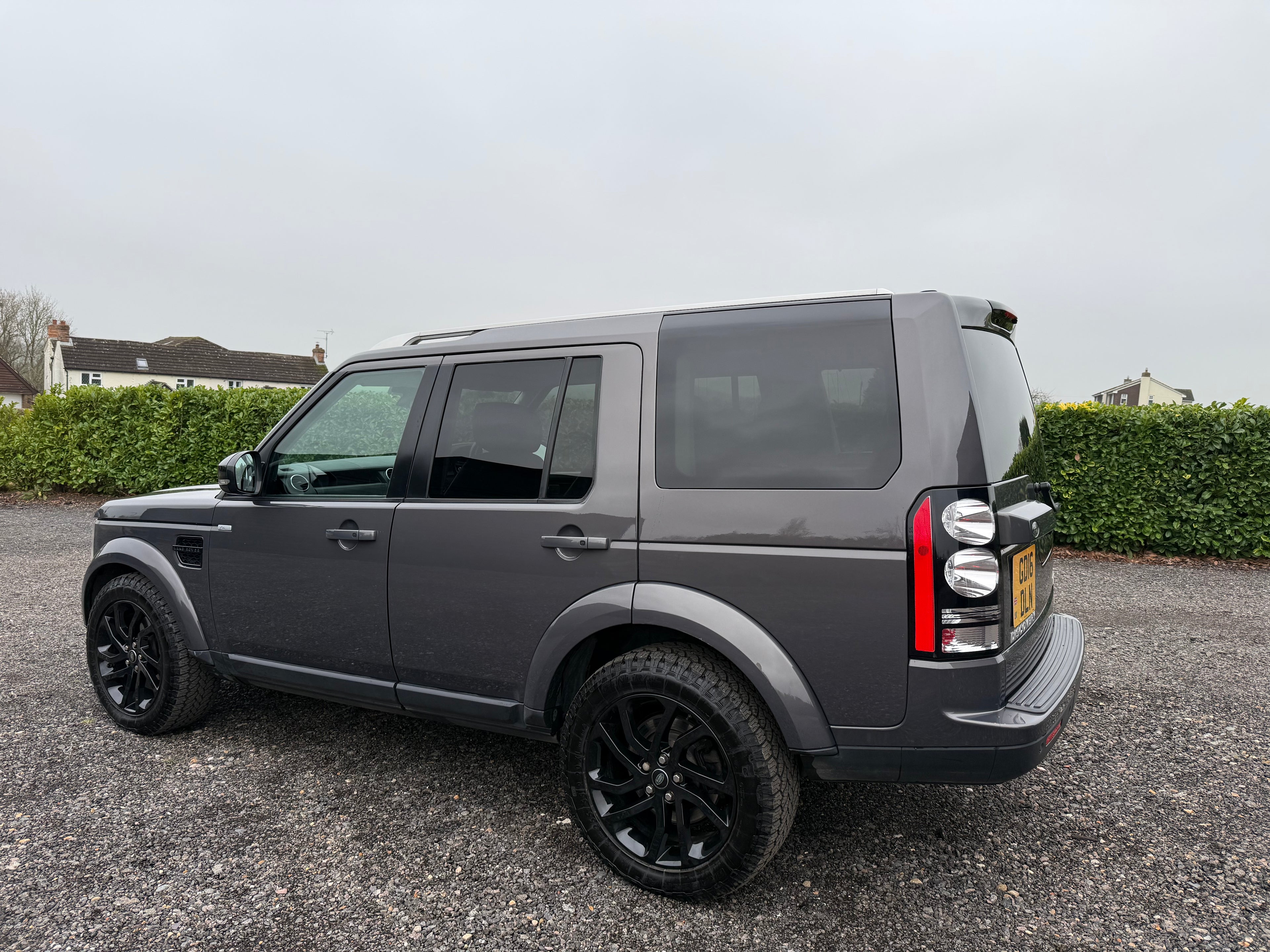 Land Rover Discovery 4 SUV 3.0 SD V6 Landmark - SOLD