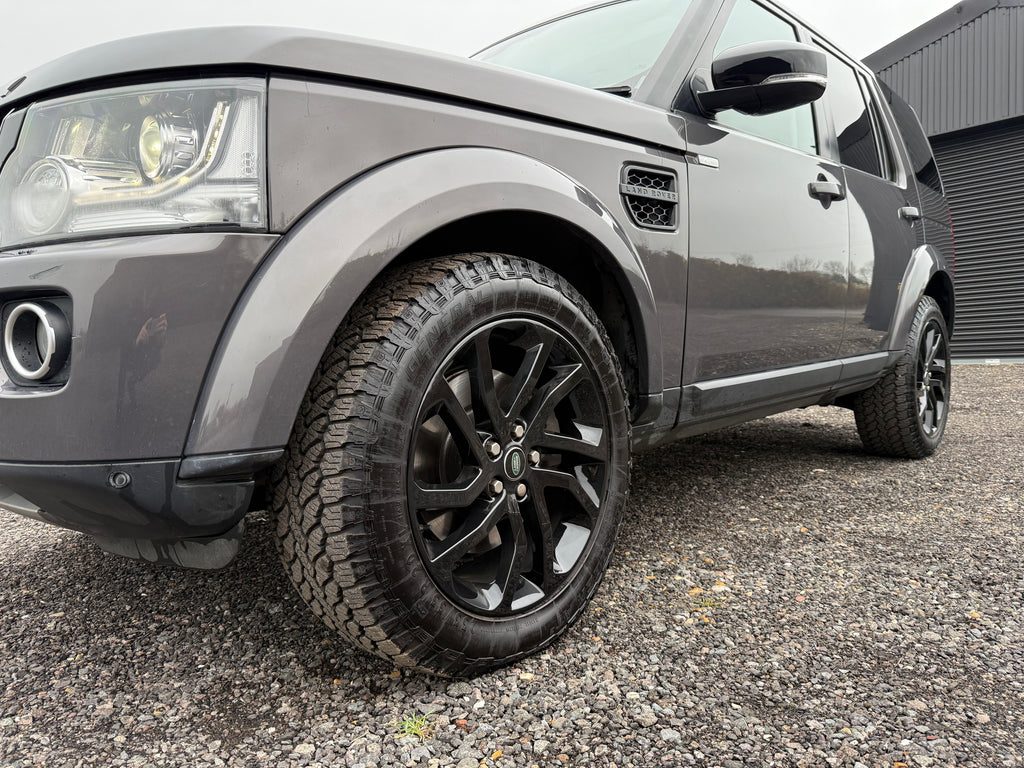 Land Rover Discovery 4 SUV 3.0 SD V6 Landmark - SOLD