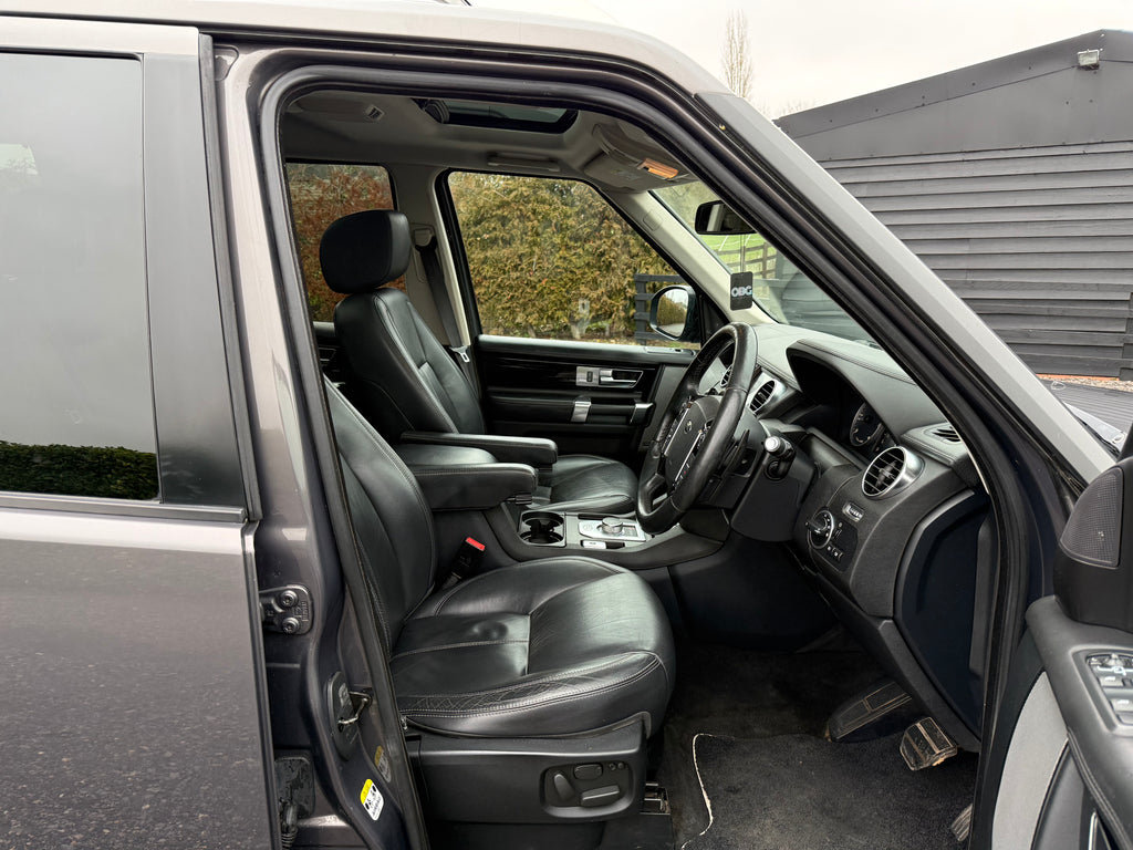 Land Rover Discovery 4 SUV 3.0 SD V6 Landmark - SOLD