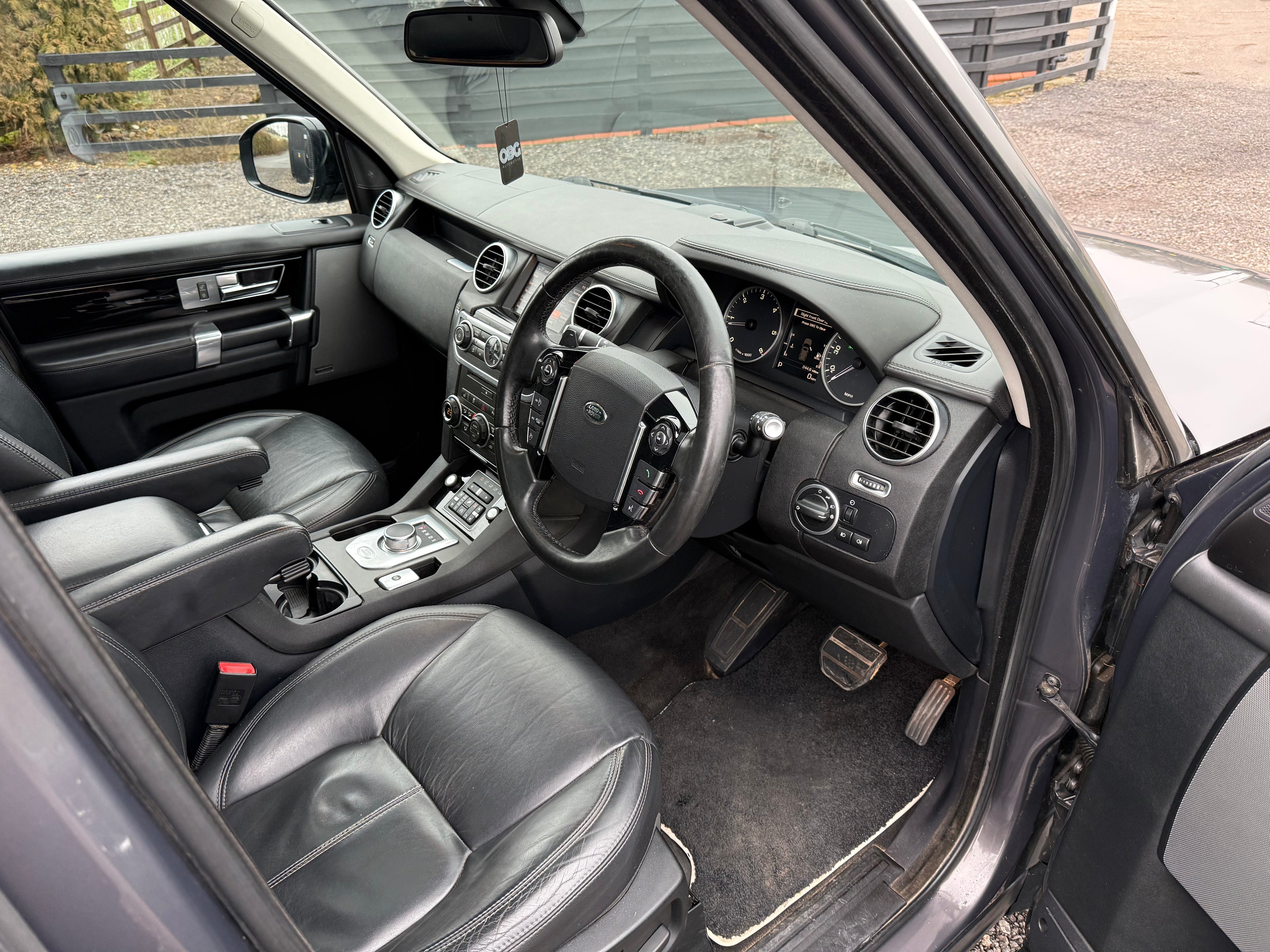 Land Rover Discovery 4 SUV 3.0 SD V6 Landmark - SOLD