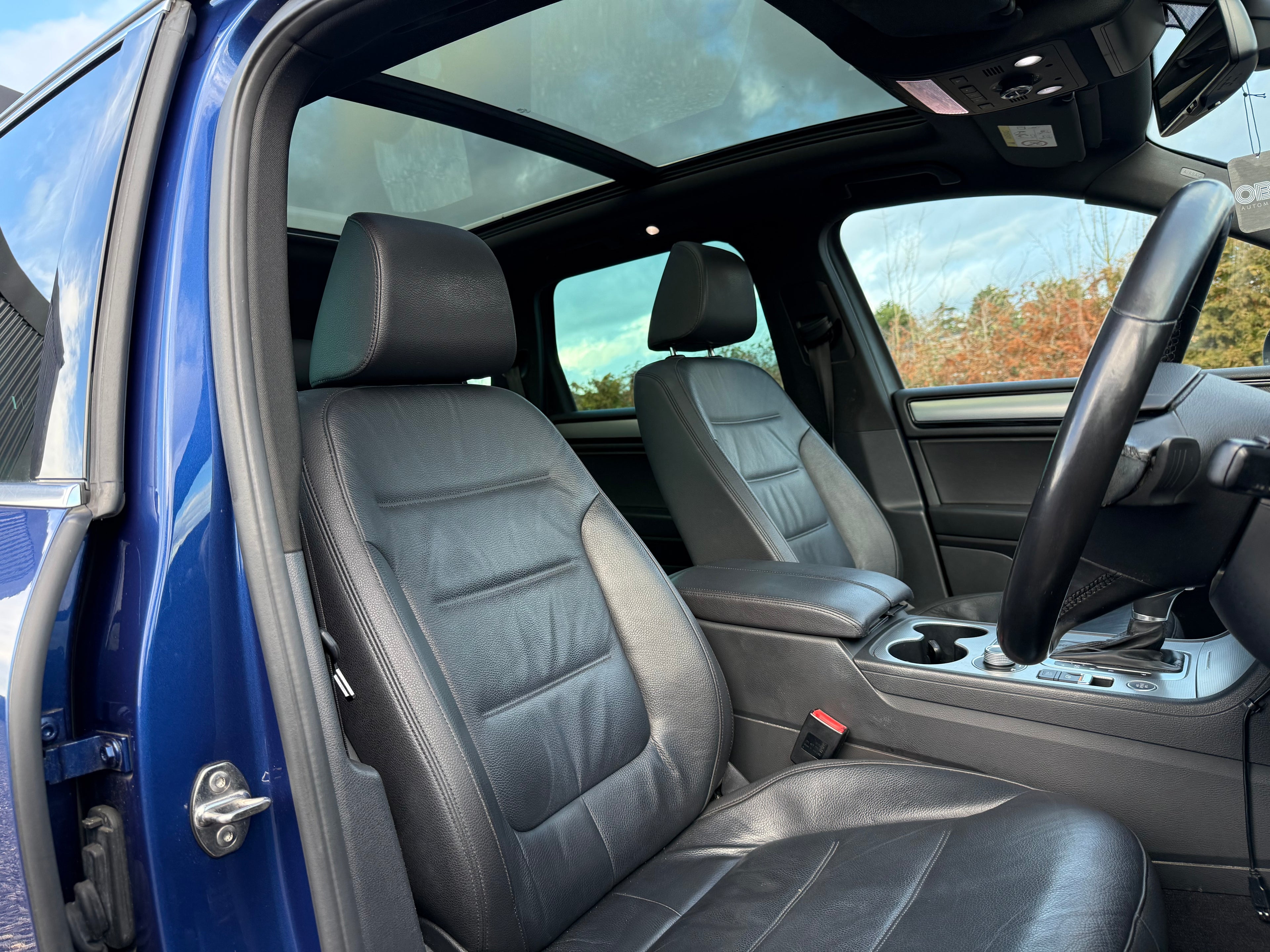 volkswagen Toureg 3.0 V6 Bluemotion R-LIne - SOLD