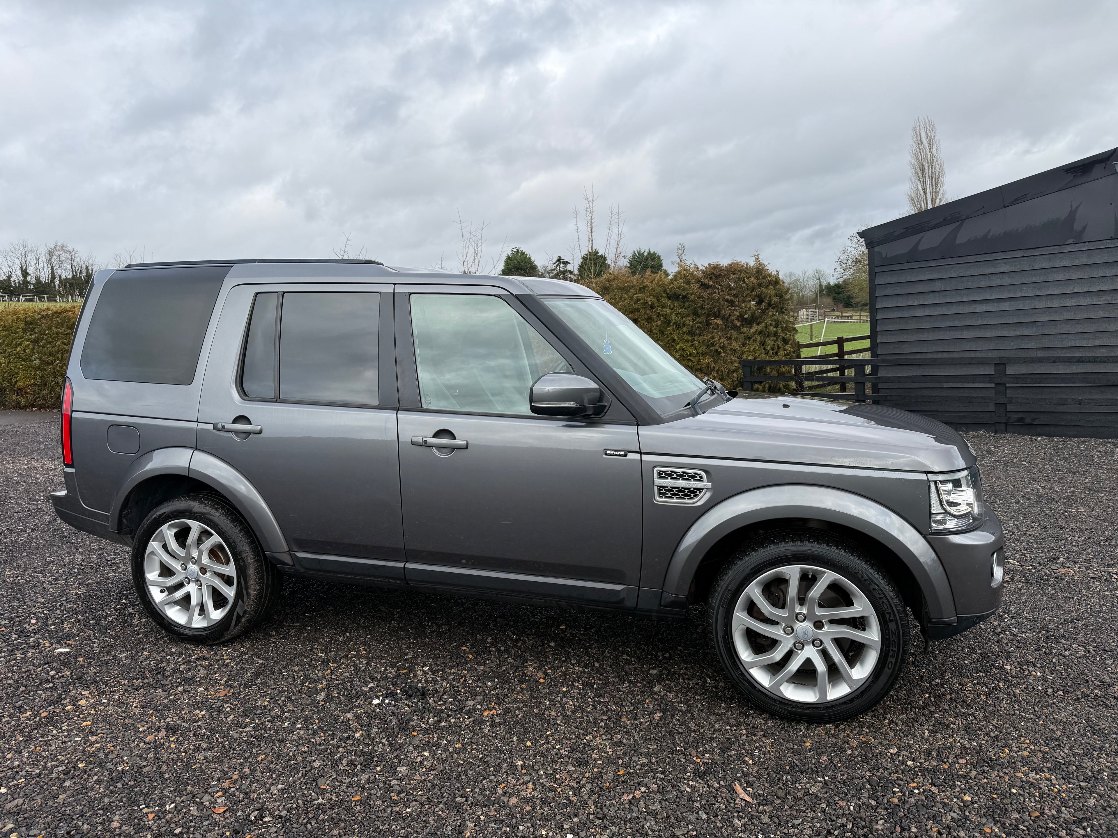 Land Rover Discovery 4 SUV 3.0 SD V6 HSE - SOLD