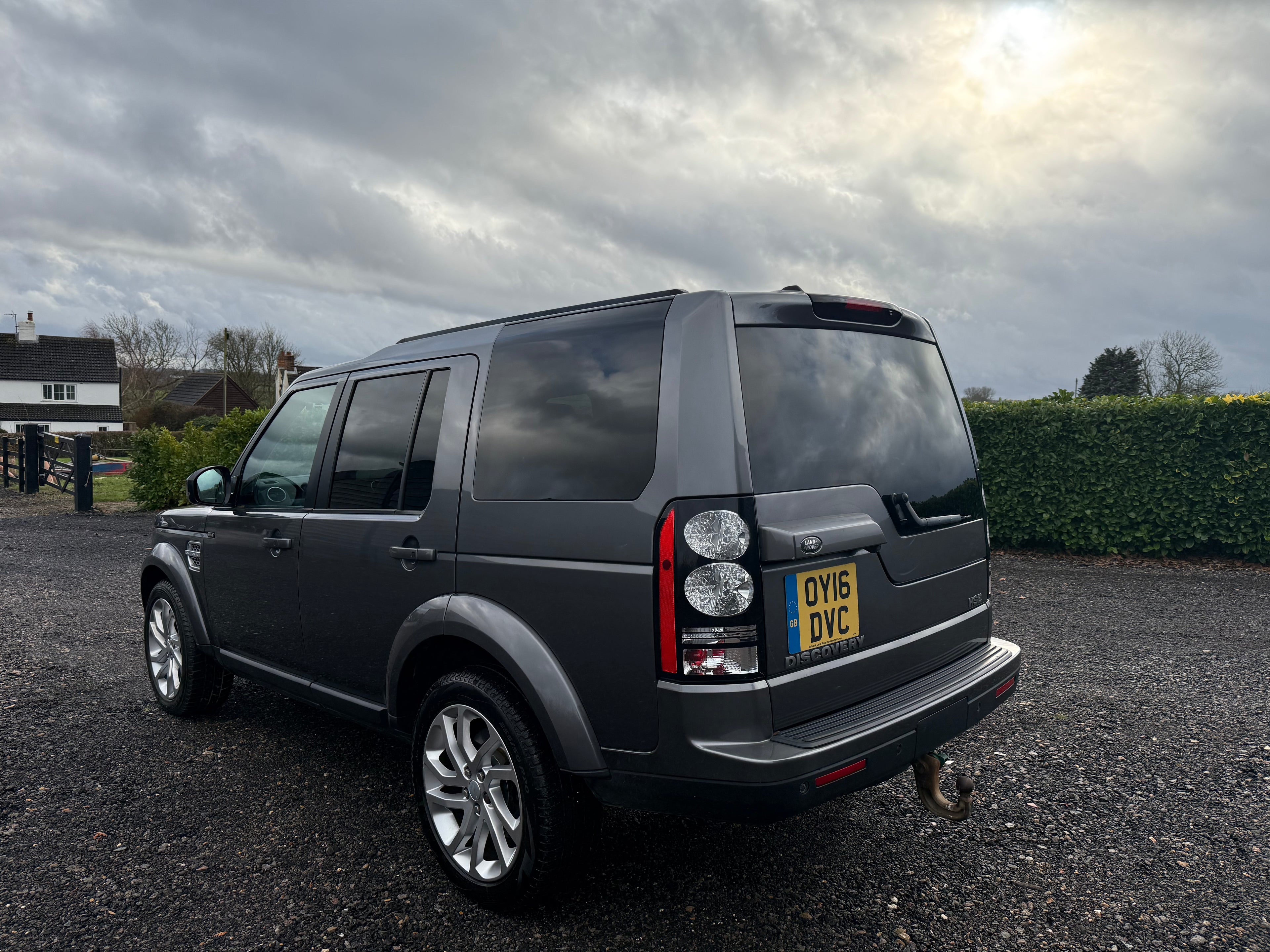 Land Rover Discovery 4 SUV 3.0 SD V6 HSE - SOLD