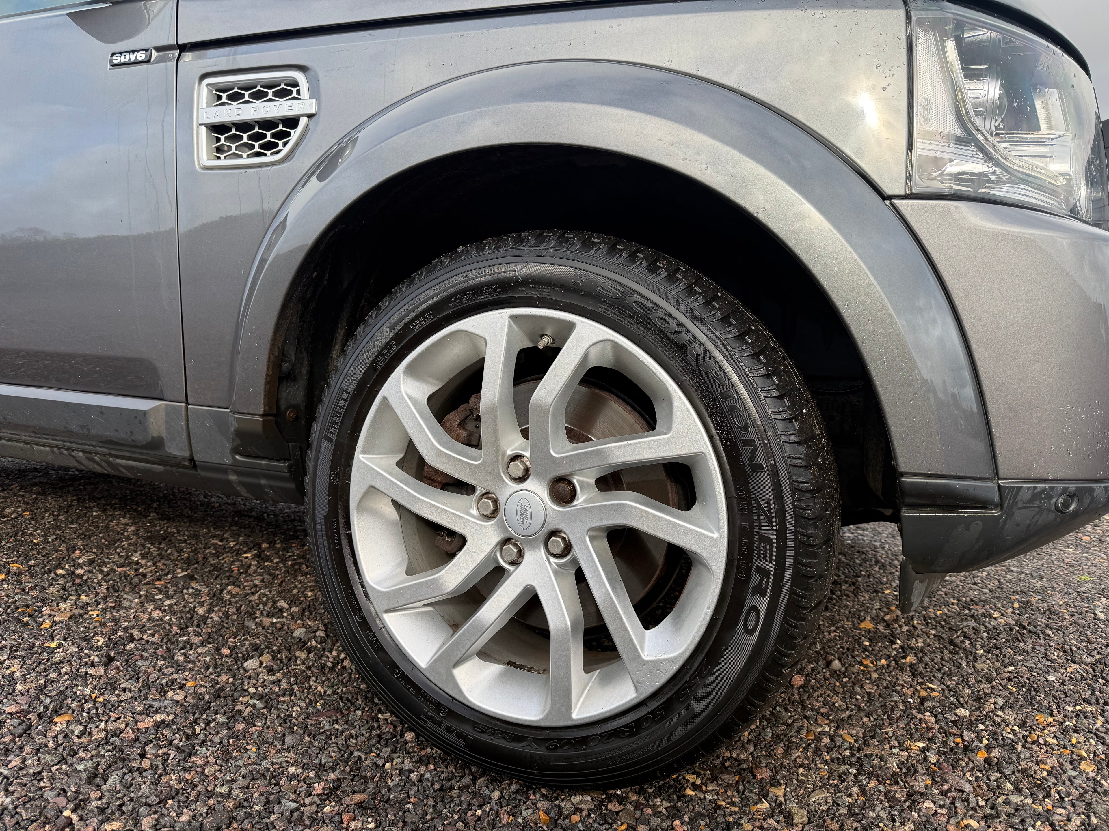 Land Rover Discovery 4 SUV 3.0 SD V6 HSE - SOLD