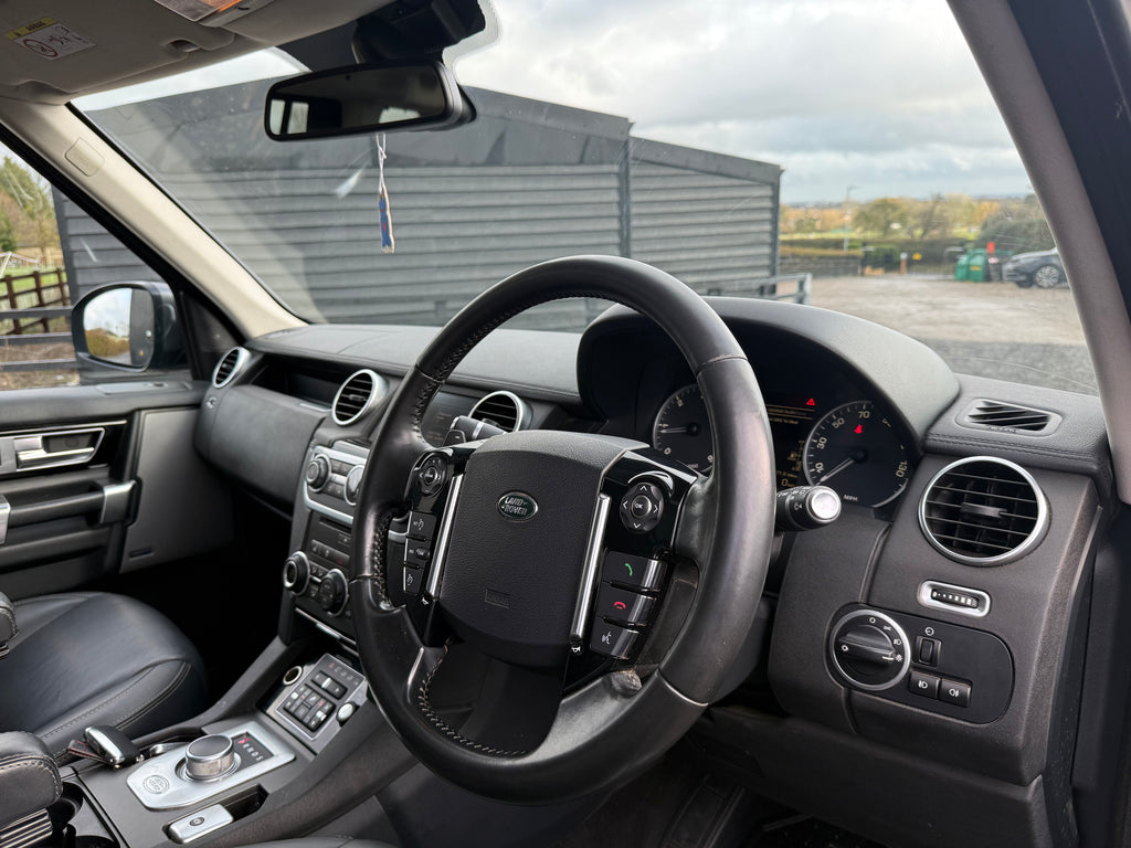 Land Rover Discovery 4 SUV 3.0 SD V6 HSE - SOLD