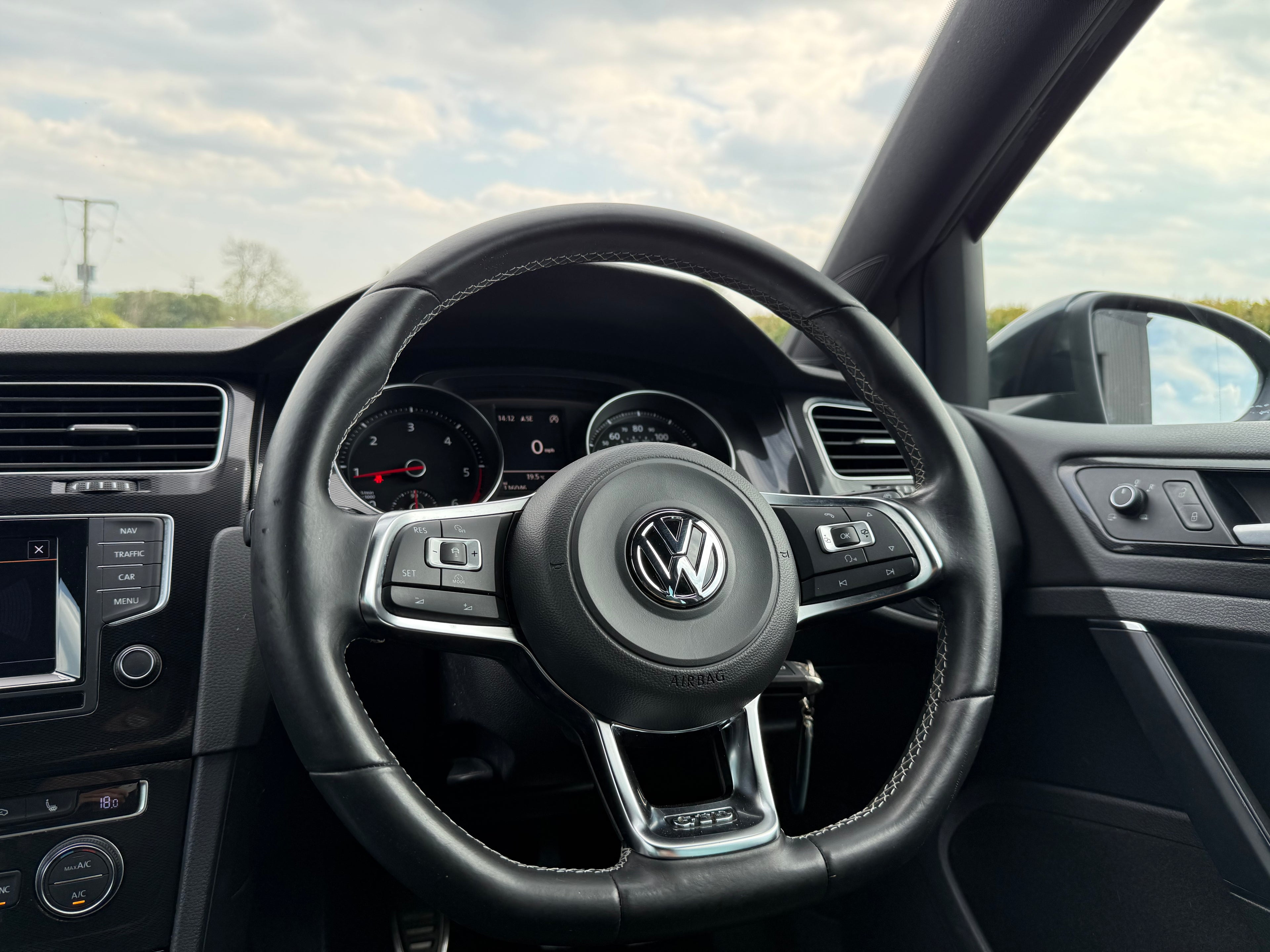 Volkswagen Golf GTD (2015) 2.0 TDI BlueMotion Tech GTD - SOLD