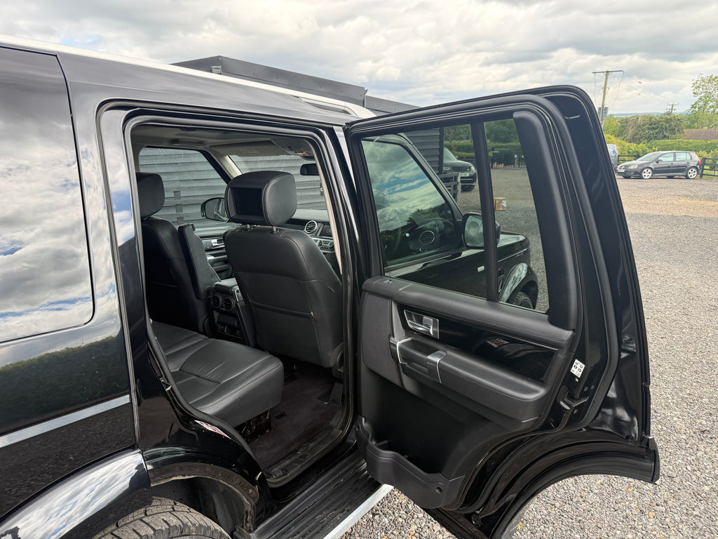 Land Rover Discovery 4 SUV 3.0 SD V6 Landmark - SOLD