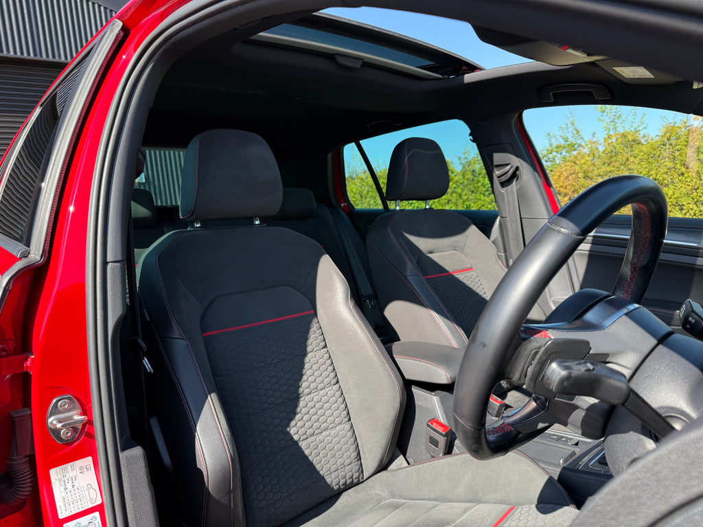 Volkswagen Golf 2.0 TSI GTI Performance Hatchback 5Dr DSG Euro 6