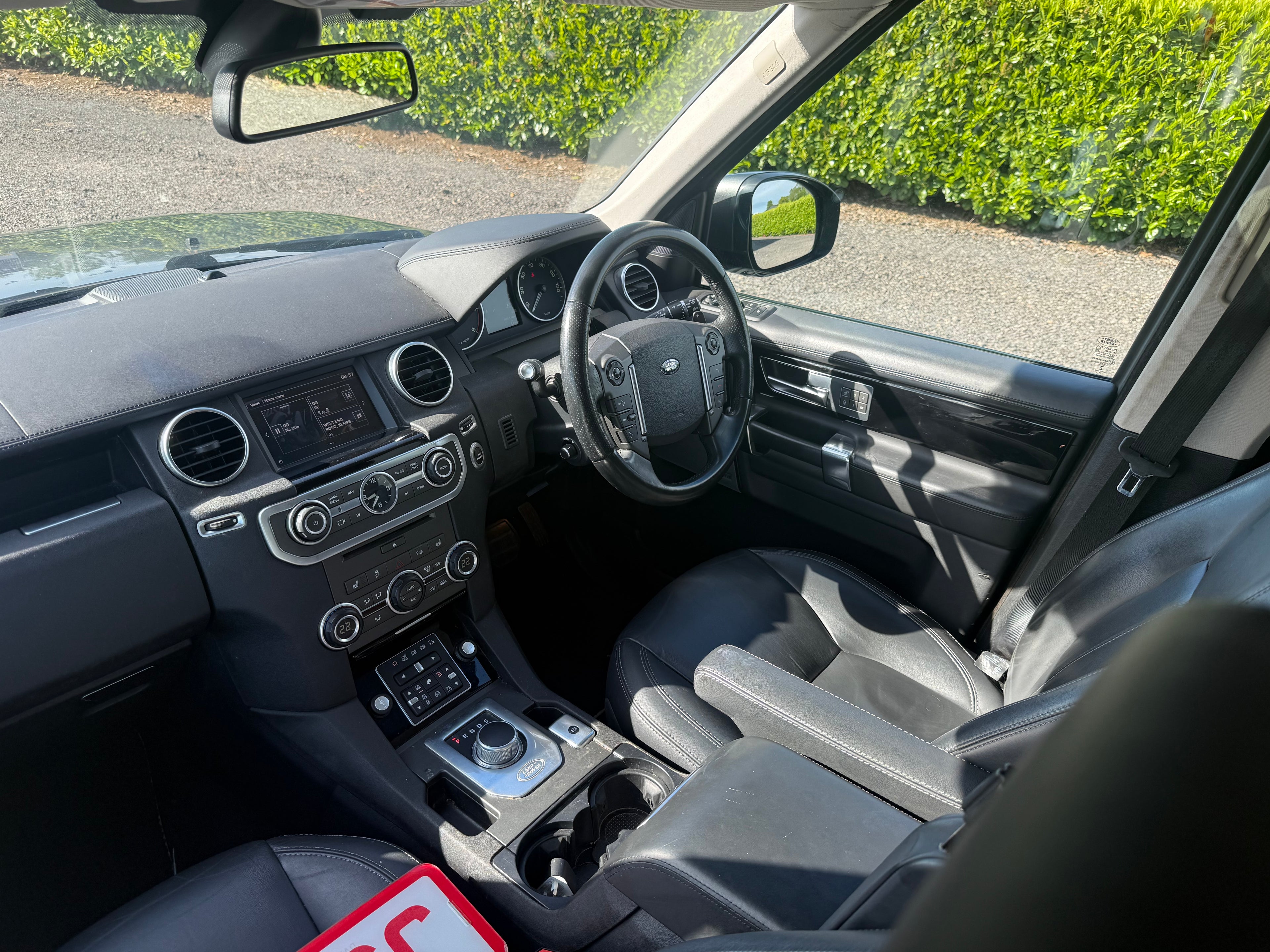 2015 (65) Land Rover Discovery 4 3.0 SD V6 HSE Luxury Auto 4WD Euro 6 - £20,000
