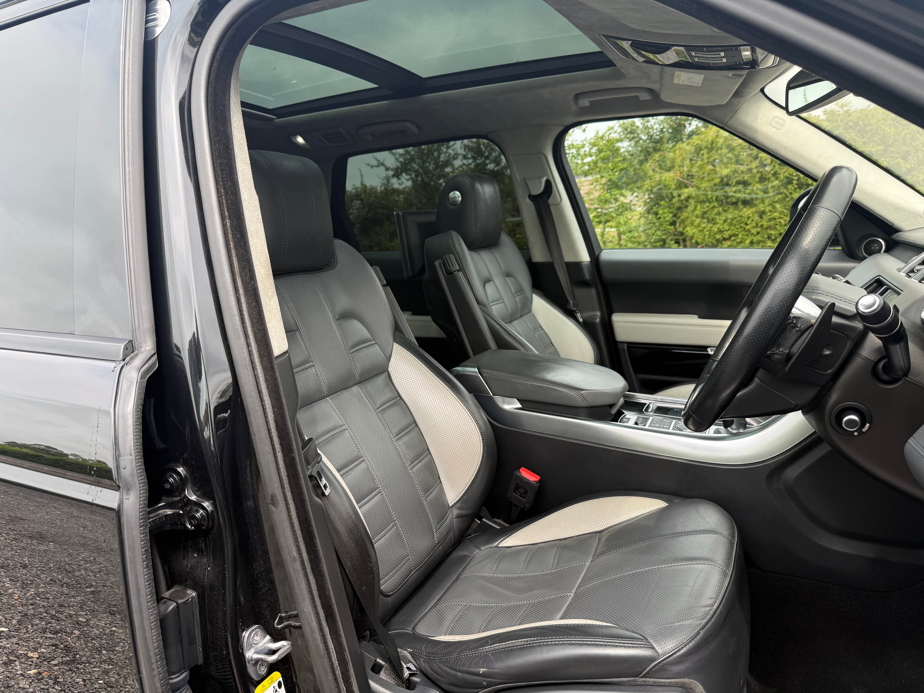 Range Rover Sport SDV8 4.4 Autobiography - SOLD