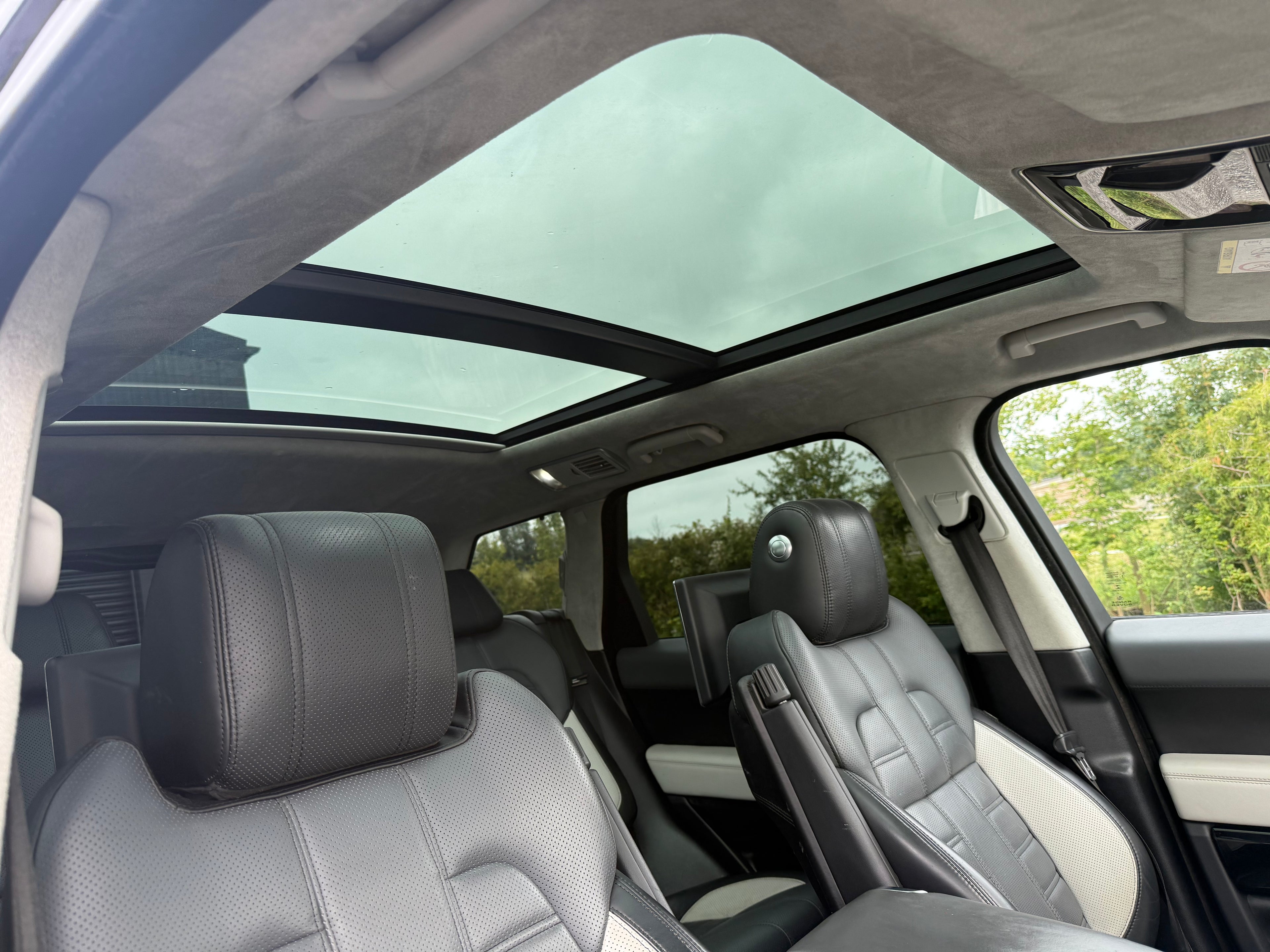 Range Rover Sport SDV8 4.4 Autobiography - SOLD