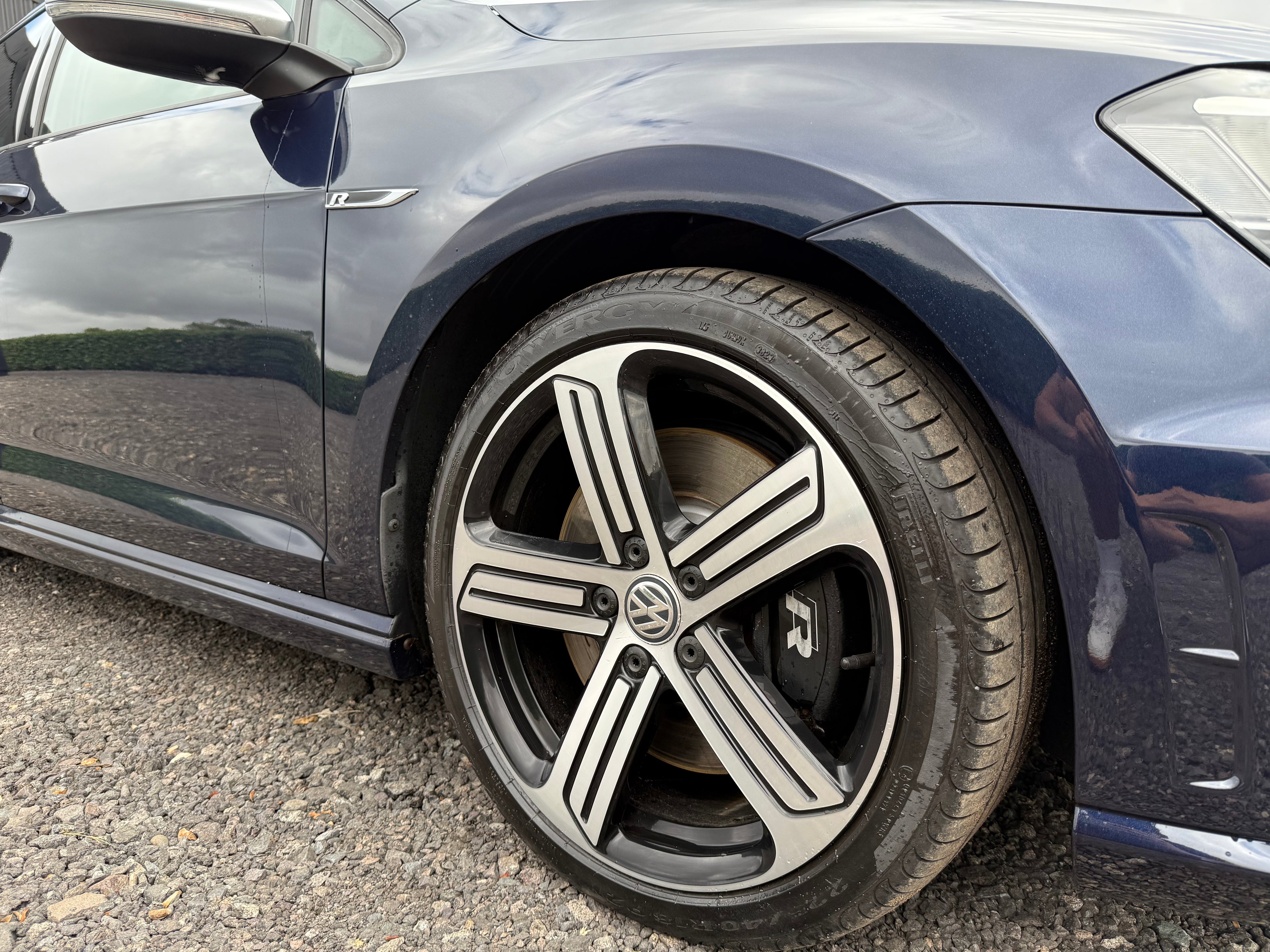 Volkswagen Golf 2.0 TSI BlueMotion Tech R 4Motion Euro 6 (s/s) 5dr